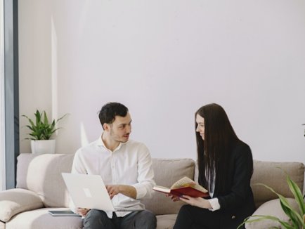 匈牙利基金移民与西班牙黄金签证对比分析