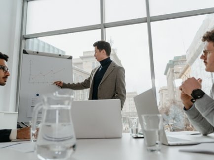 摩纳哥移民：富豪、名人与退休高管的优选方案