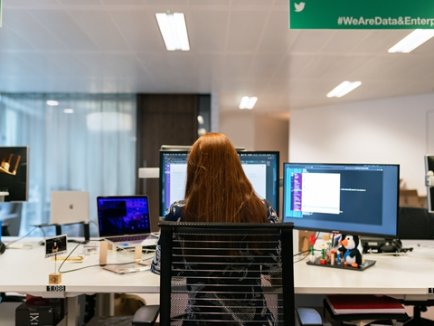 新西兰投资移民费用高，是否值得？